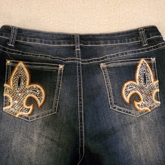 Cato Women's size 16 Jean capris.  In good condition - Picture 6 of 6